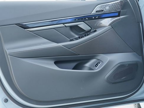 New 2026 BMW M5 w/ Carbon Package AWD/4WD image 10