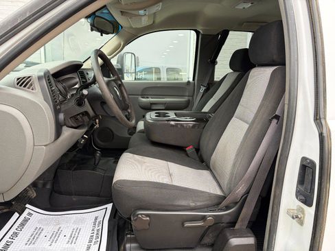 Used 2008 Chevrolet Silverado 2500 W/T image 8