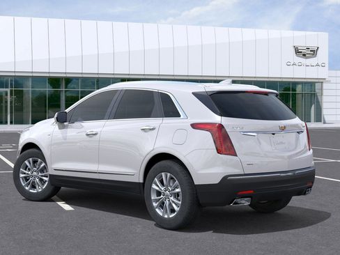 New 2026 Cadillac XT5 Luxury AWD/4WD image 3