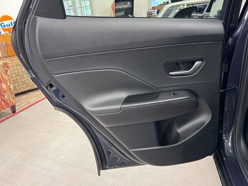 Used 2024 Hyundai Kona Limited image 18