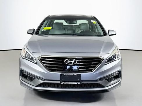 Used 2016 Hyundai Sonata Limited w/ Option Group 05 FWD image 9