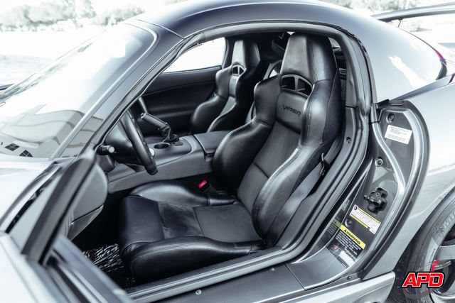 Used 2009 Dodge Viper ACR RWD image 5