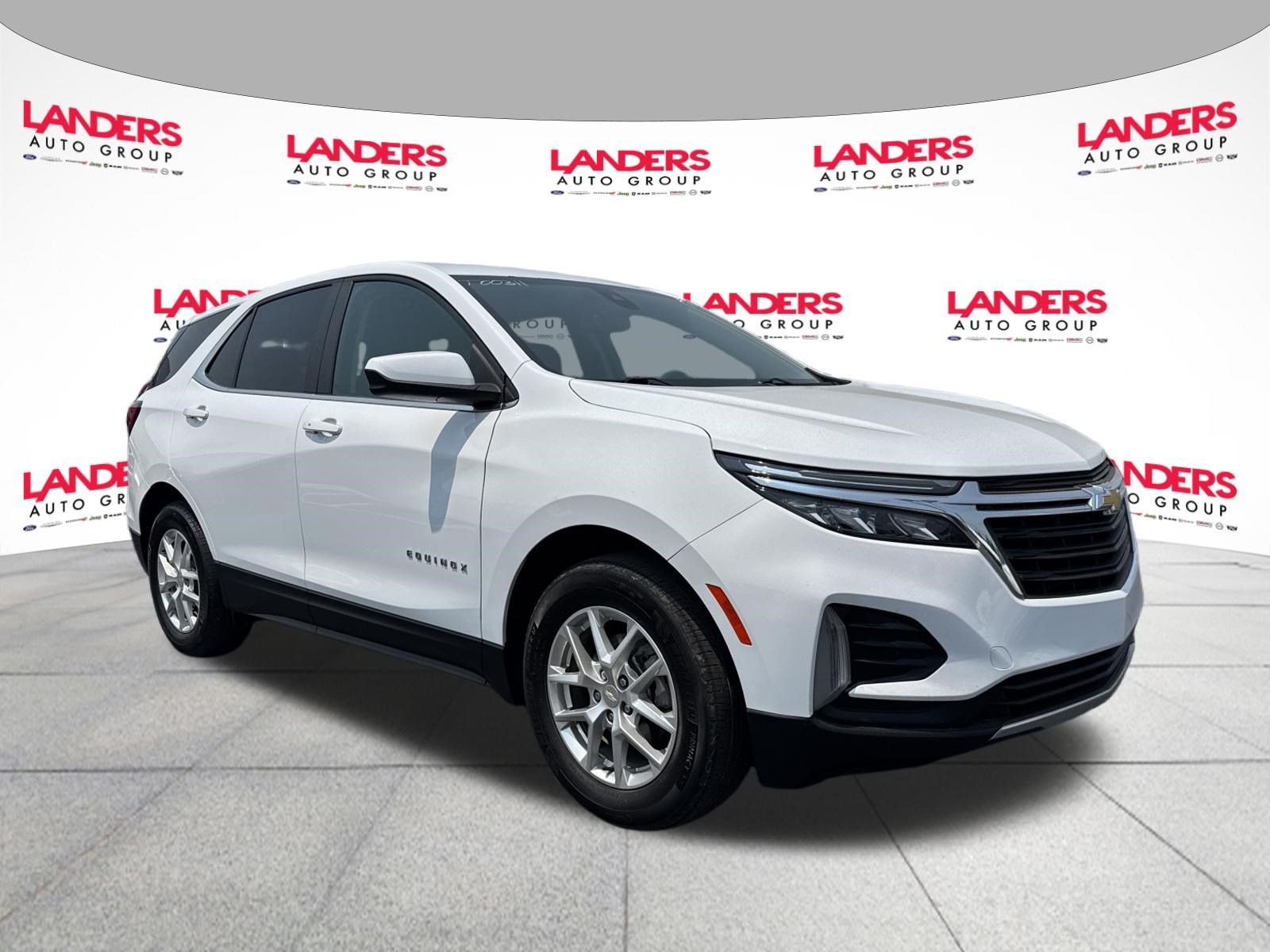 Used 2023 Chevrolet Equinox LT FWD image 1