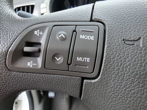 Used 2011 Kia Sportage LX FWD image 31