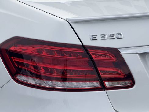 Used 2016 Mercedes-Benz E 350 Sedan image 25