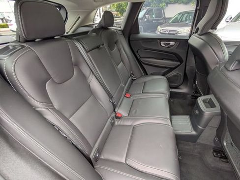 Certified 2023 Volvo XC60 T8 Ultimate AWD/4WD image 29