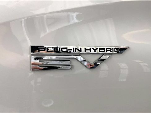 Used 2024 Mitsubishi Outlander SE AWD/4WD image 19