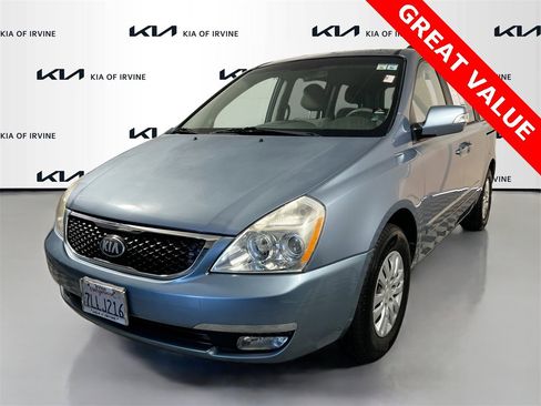 Used 2014 Kia Sedona LX image 3