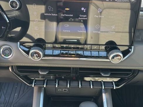 New 2026 Chevrolet Colorado ZR2 w/ ZR2 Bison Edition AWD/4WD image 18