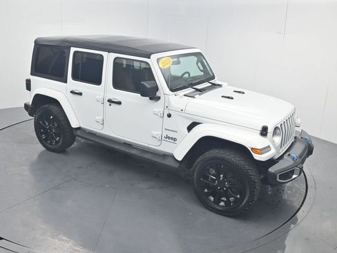 Used 2023 Jeep Wrangler Unlimited Sahara AWD/4WD image 58