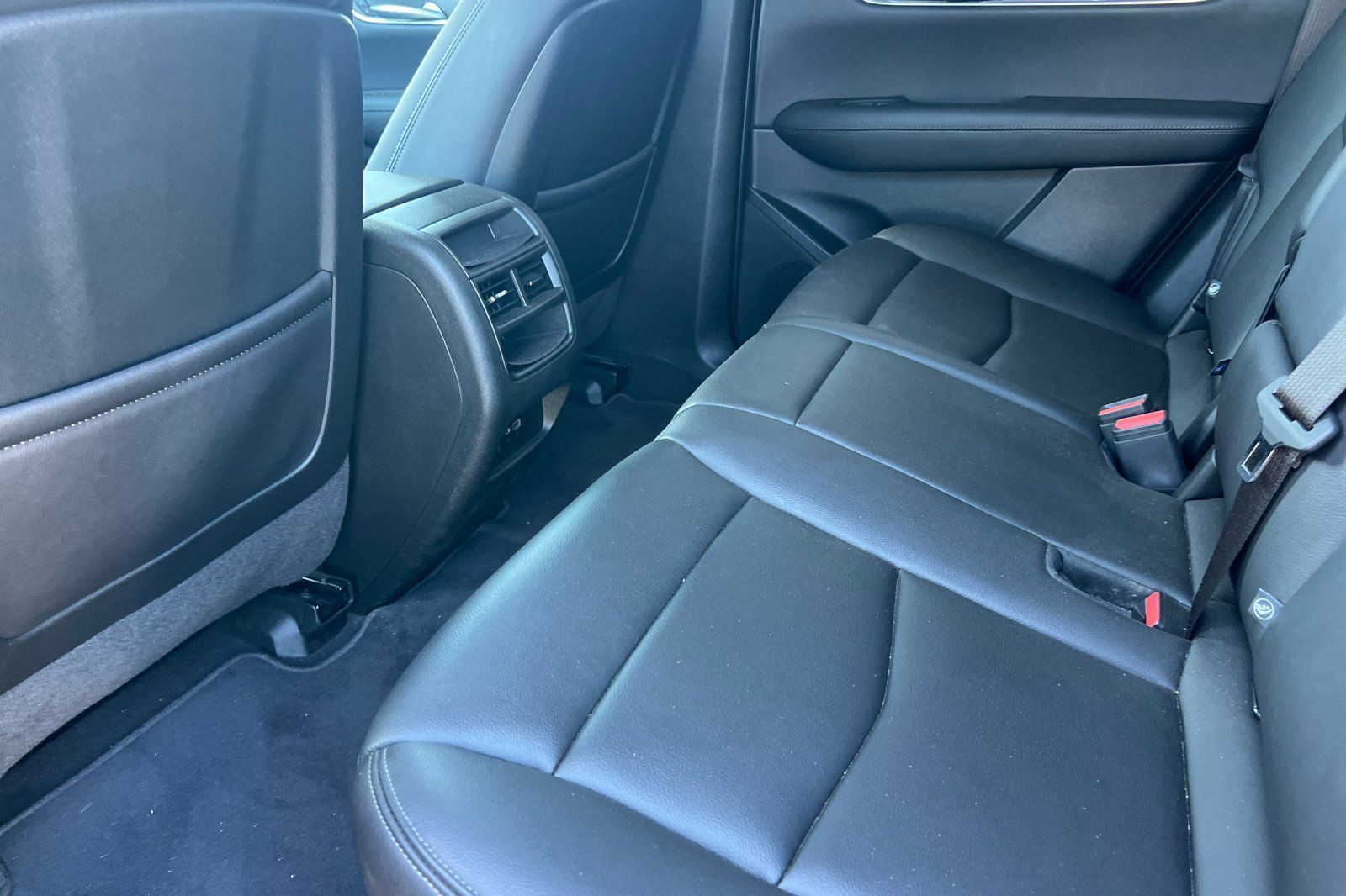 Used 2026 Cadillac XT5 Luxury FWD image 14