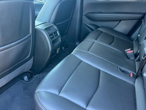 Used 2026 Cadillac XT5 Luxury FWD image 14