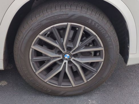 Certified 2025 BMW X1 xDrive28i w/ Technology Package AWD/4WD image 13