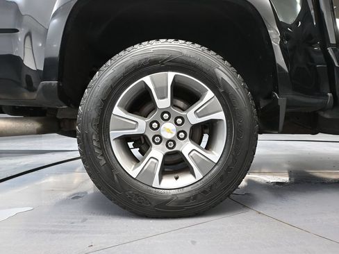 Used 2020 Chevrolet Colorado Z71 AWD/4WD image 15