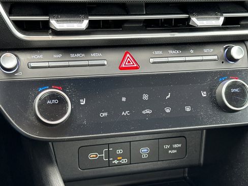 Used 2025 Hyundai Sonata SEL image 19