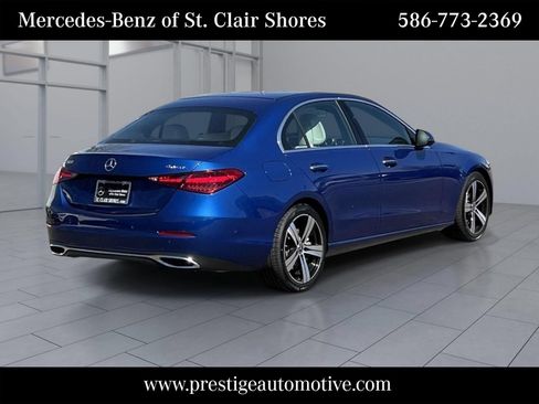 Used 2025 Mercedes-Benz C 300 4MATIC Sedan image 5