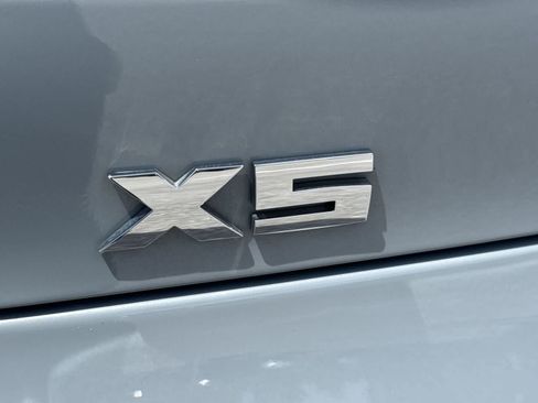 Used 2024 BMW X5 M60i w/ Parking Assistance Package AWD/4WD image 11
