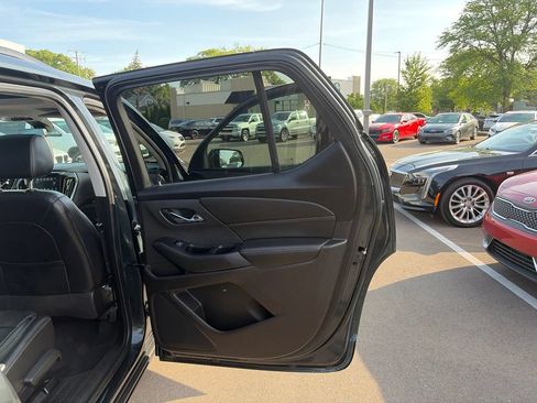 Used 2018 Chevrolet Traverse LT AWD/4WD image 20