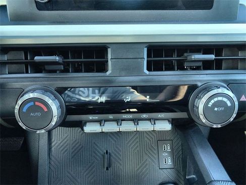 Used 2024 Toyota Tacoma TRD Off-Road image 18