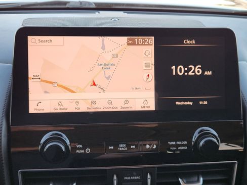 Used 2021 Nissan Armada SL image 17