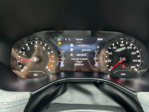 Used 2024 Jeep Compass Latitude AWD/4WD image 18