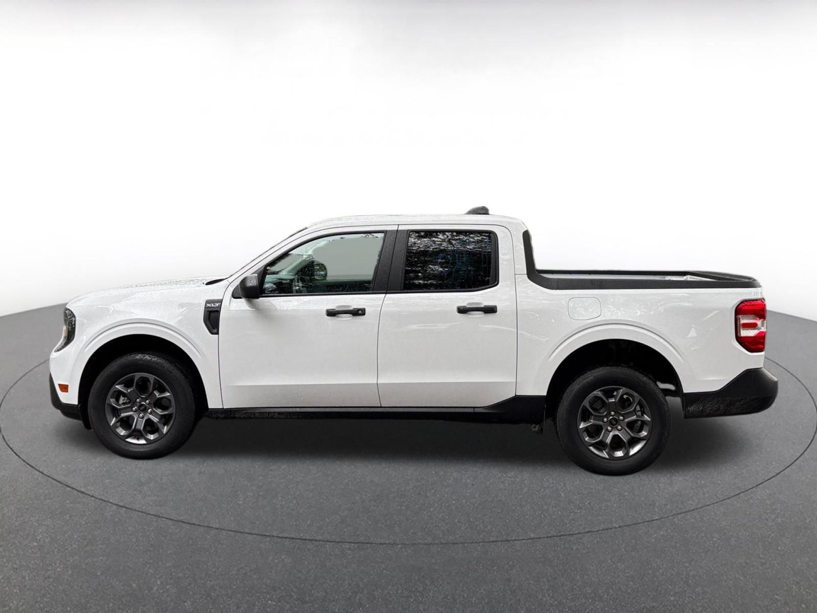 Used 2026 Ford Maverick XLT FWD image 4