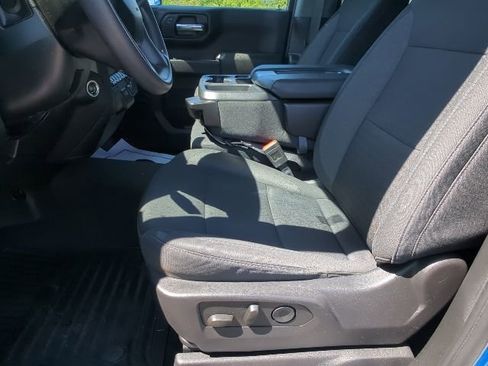 Used 2024 Chevrolet Silverado 1500 Custom w/ Turbomax Blackout Package AWD/4WD image 11