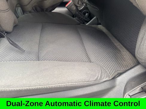 Used 2018 Chevrolet Silverado 1500 LT w/ Texas Edition image 13