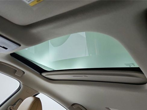 Certified 2025 Nissan Sentra SV w/ SV Premium Package image 18