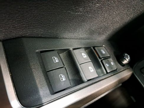 Used 2021 Toyota Tacoma Limited w/ Nightshade Package image 21