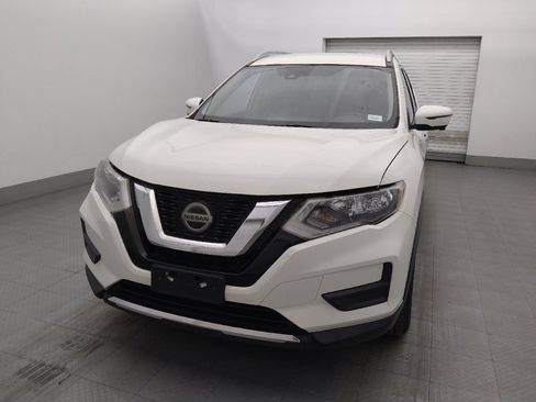 Used 2020 Nissan Rogue SV w/ Premium Package AWD/4WD image 15