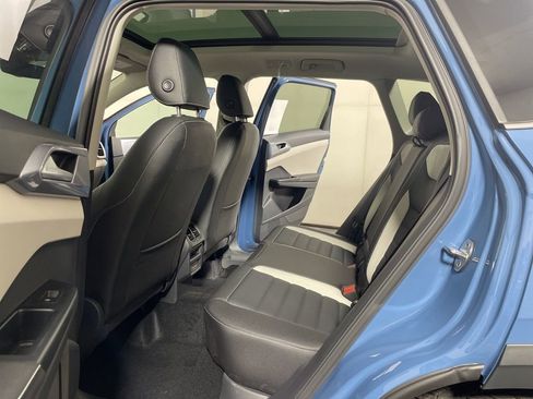 New 2026 Volkswagen Taos SEL image 20