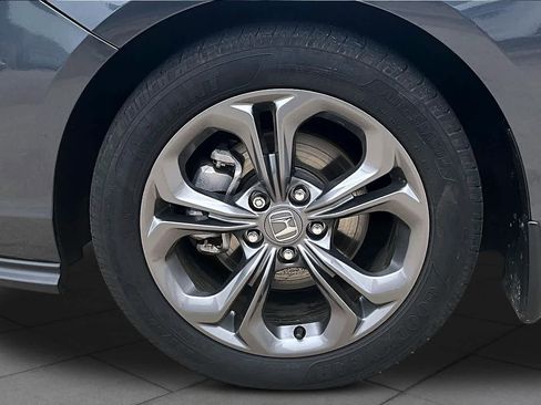Used 2023 Honda Accord EX image 12