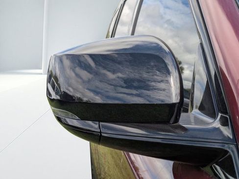 New 2025 Jeep Grand Cherokee L Altitude image 10