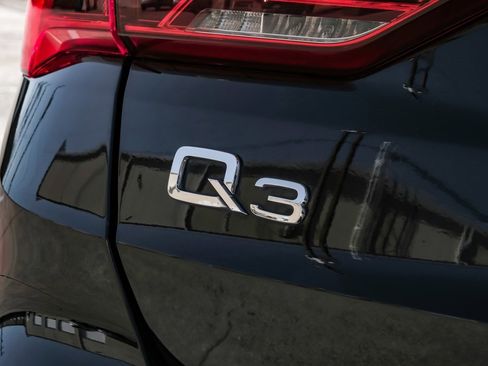 Used 2021 Audi Q3 2.0T Premium Plus w/ Premium Plus Package image 59