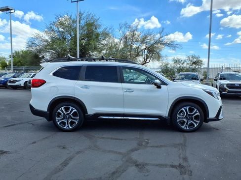 Used 2023 Subaru Ascent Touring AWD/4WD image 10