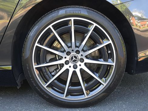 Used 2022 Mercedes-Benz EQS 450+ Sedan image 68