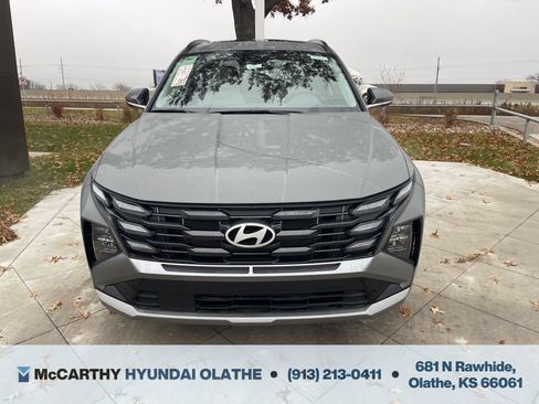 Used 2025 Hyundai Tucson SEL FWD image 12