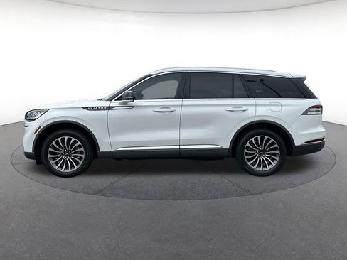Used 2021 Lincoln Aviator Reserve w/ Elements Package Plus AWD/4WD image 2