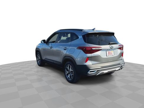 Used 2021 Kia Seltos EX image 7