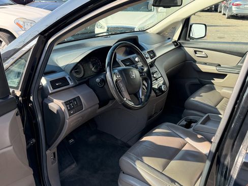 Used 2011 Honda Odyssey EX-L image 10