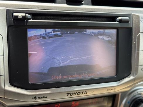 Used 2012 Toyota 4Runner Limited AWD/4WD image 29