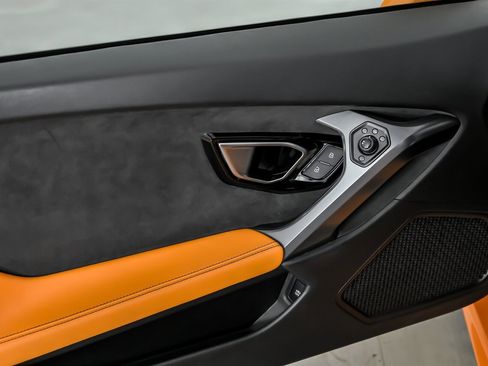Used 2015 Lamborghini Huracan LP 610-4 image 22