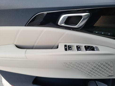 New 2027 Kia Carnival SX Prestige FWD image 12