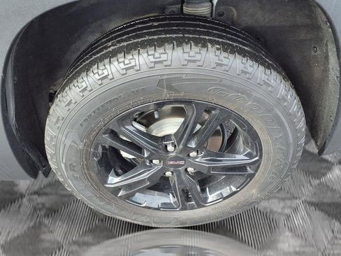 Used 2022 GMC Terrain AT4 image 20