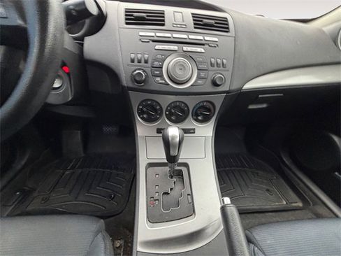 Used 2010 MAZDA MAZDA3 s Sport image 11