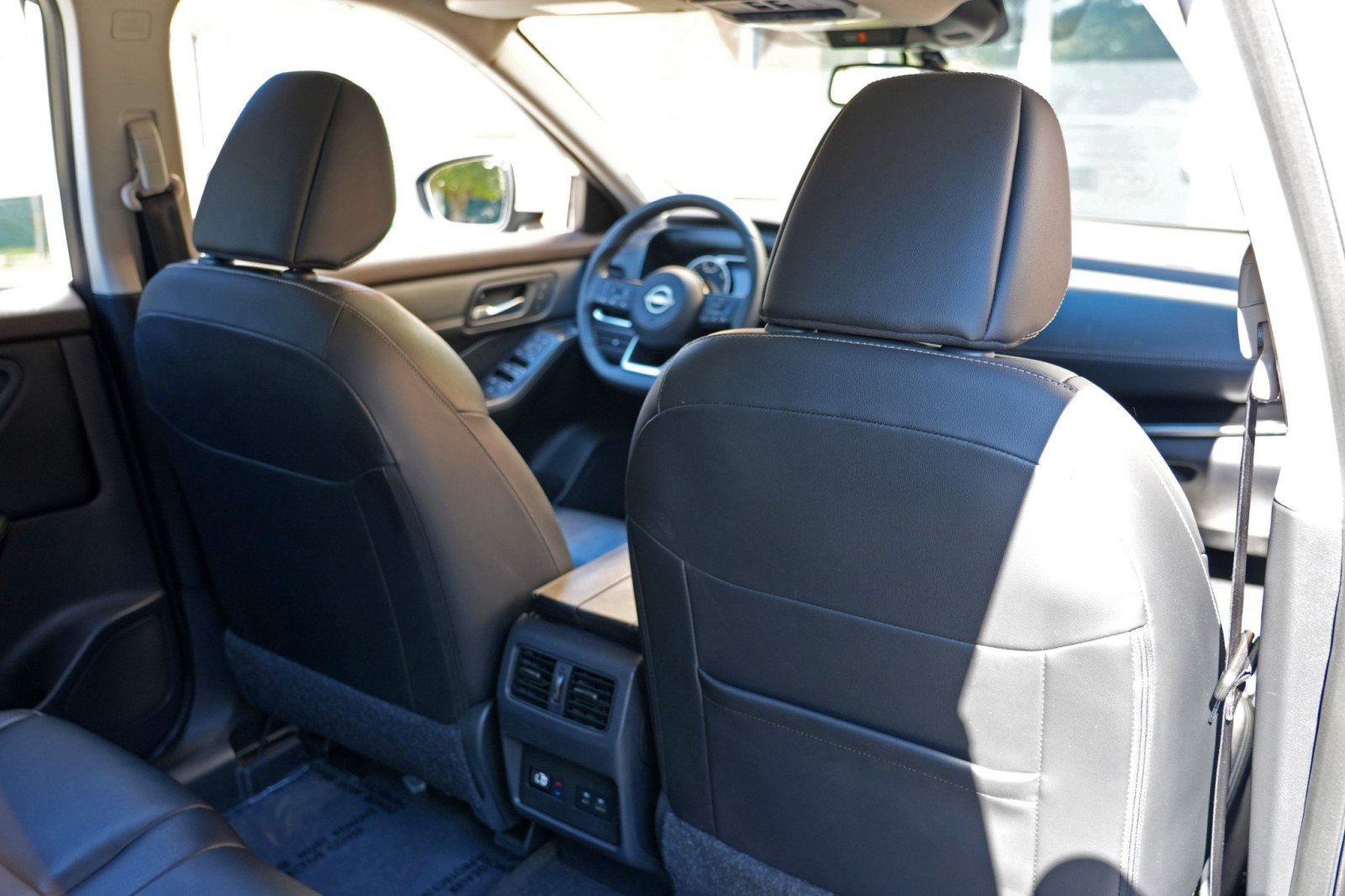 Used 2023 Nissan Rogue SL w/ SL Premium Package FWD image 33