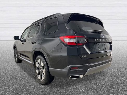 New 2026 Honda Pilot Touring image 23