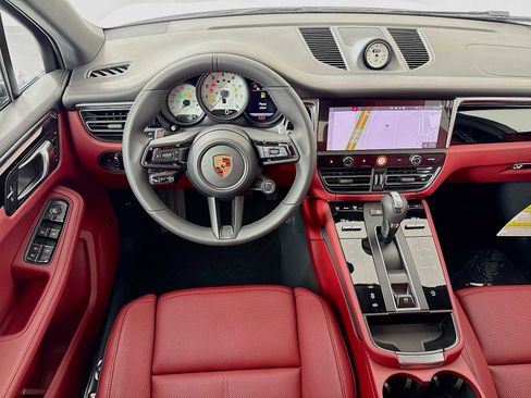 New 2026 Porsche Macan GTS image 25