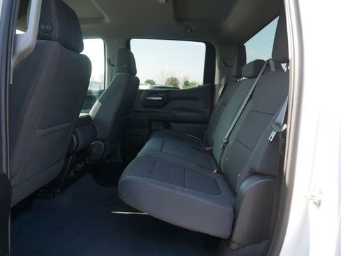 Used 2021 Chevrolet Silverado 1500 LT image 17